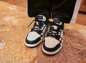 Giay Amiri Skel 'Black White' PXWFS002-004