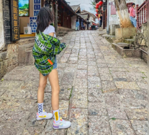 Giay Nike Air Force 1 Shadow 'Sunshine' CJ1641-102