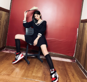 Giay Nike Air Jordan 1 Nova XX 'Bred Toe' AV4052-106