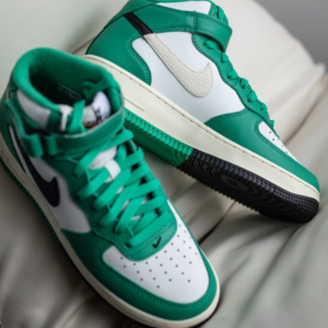 Giay Nike Air Force 1 Mid 07 LV8 ‘Split Stadium Green’ DZ2554-100