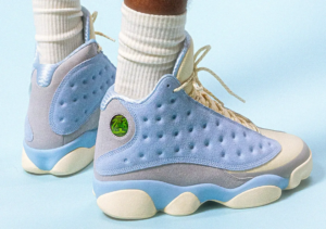 Giay Nike Air Jordan 13 x SoleFly Celestine 'Blue' DX5763-100