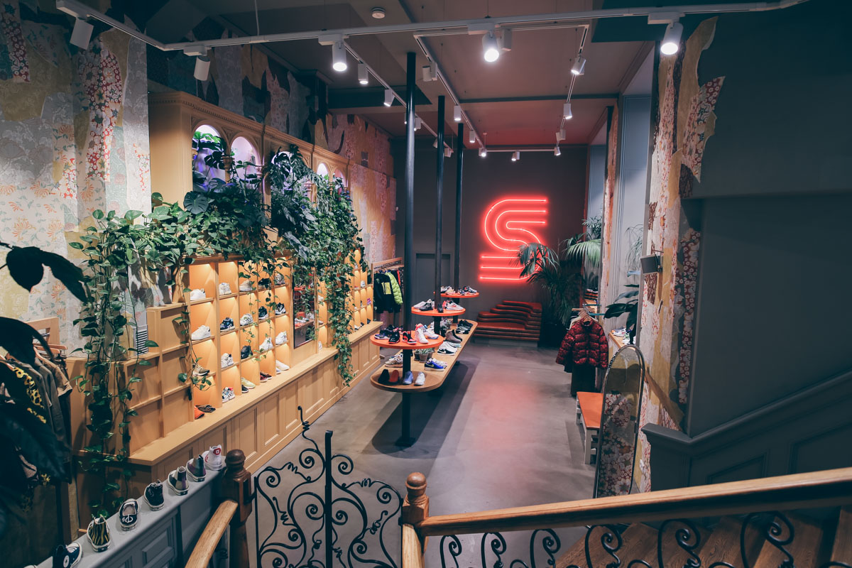 Hinh anh 6: Nhung cua hang giay the thao ban nen 1 lan ghe qua trong doi