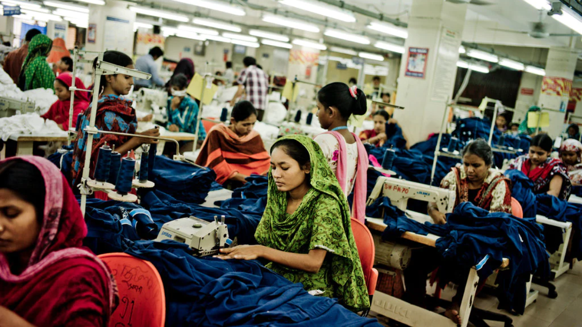 Hinh anh 7: Thoi trang nhanh la gi va tai sao no tro thanh mot van nan?