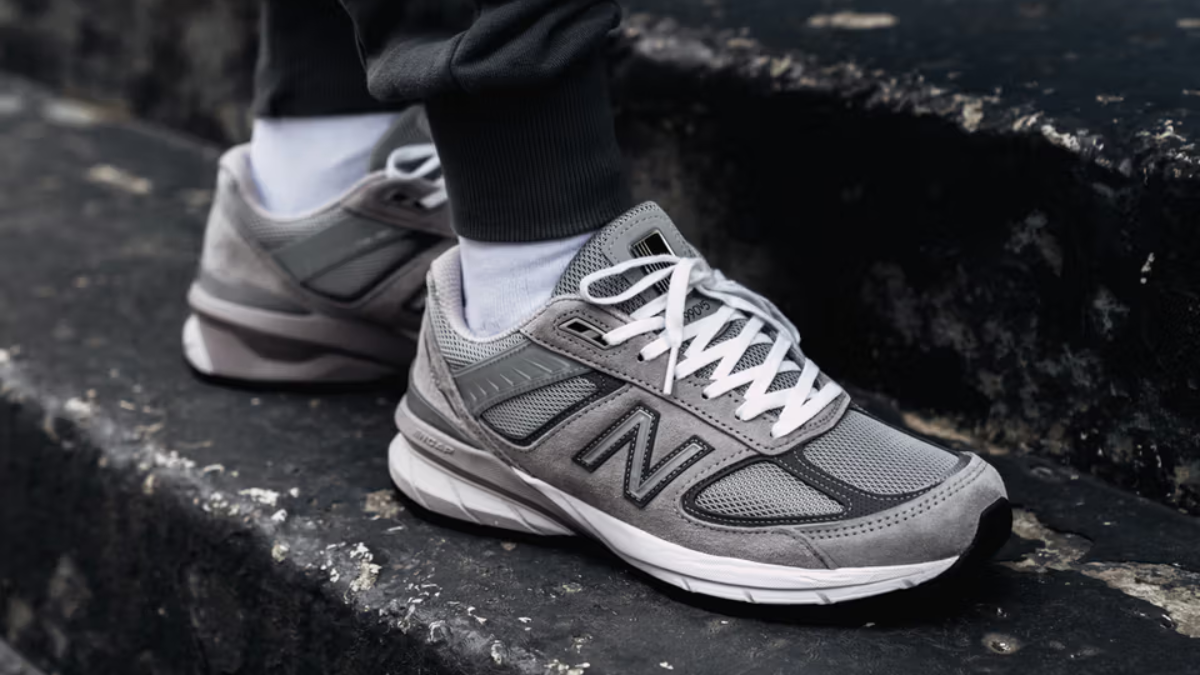 Hinh anh 1: New Balance 990: Nhung dieu ban can biet mot huyen thoai