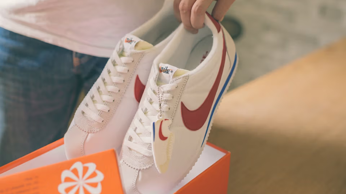 Nike Cortez vs Adidas Stan Smith: Khi huyền thoại đối đầu Hinh anh 4: Nike Cortez vs Adidas Stan Smith: Khi huyen thoai doi dau