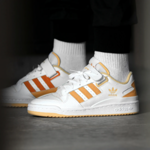 Giay Adidas Forum Low ‘White Pulse Amber’ GY5833