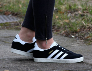 Giay Adidas Gazelle Junior 'Black White' BB2502