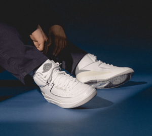 Giay Nike Air Jordan 2 Retro 'Cement Grey' DR8884-100