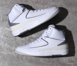 Giay Nike Air Jordan 2 Retro 'Cement Grey' DQ8562-100