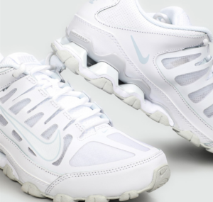 Giay Nike Reax 8 TR 'Pure Platinum' 621716-102