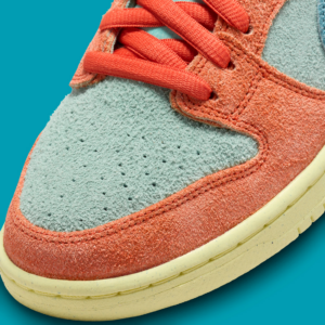 Giay Nike SB Dunk Low 'Orange Emerald Rise' DV5429-800