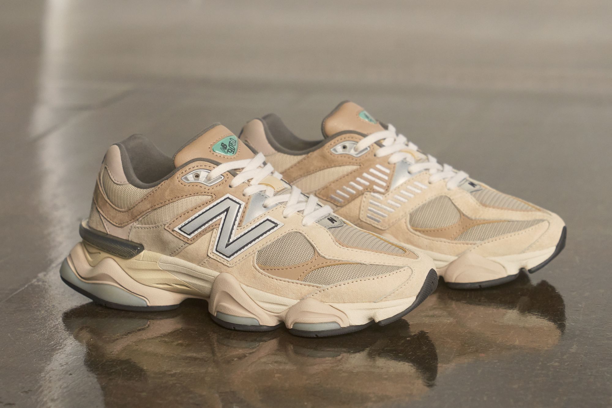 New Balance 9060: Khi sự đổi mới đến từ cổ điển Hinh anh 2: New Balance 9060: Khi su doi moi den tu co dien
