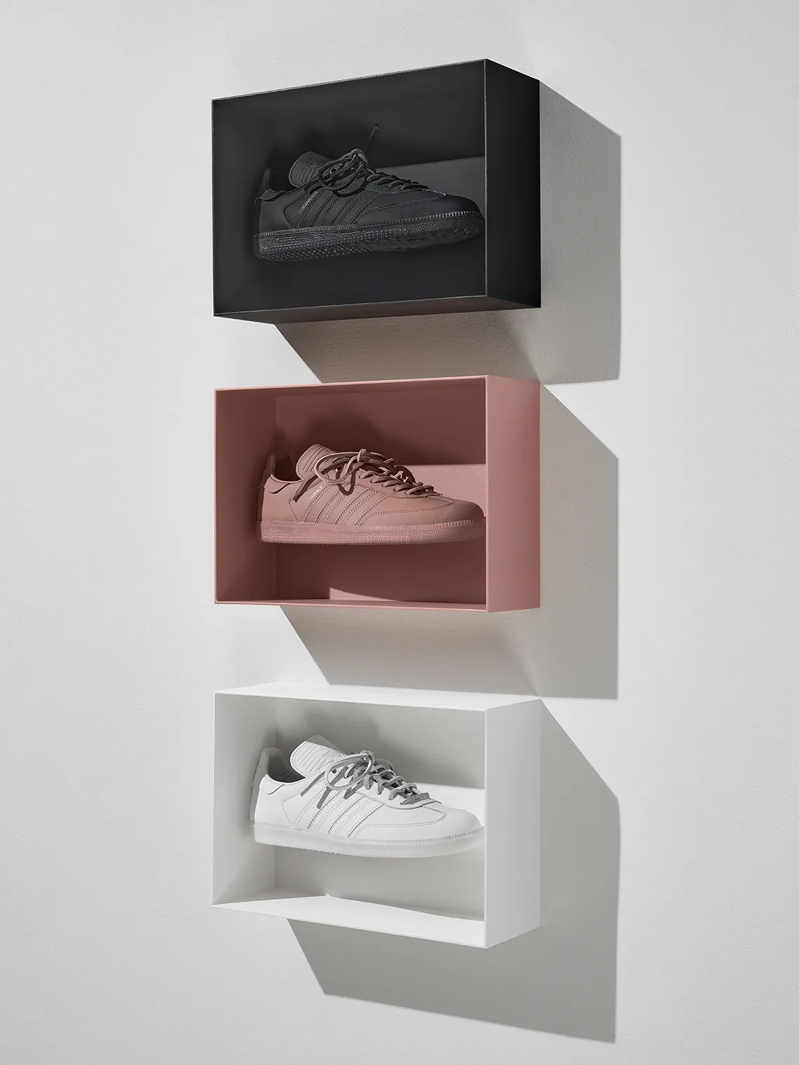 Pharrell x adidas Samba Humanrace chính thức ra mắt Hinh anh 2: Pharrell x adidas Samba Humanrace chinh thuc ra mat