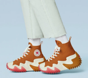 Giay Converse Run Star Motion 'Strawberry Jam Egret' A00854C