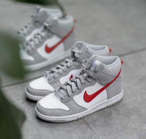 Giay Nike Dunk High 'Athletic Club Grey Red' DH9750-001