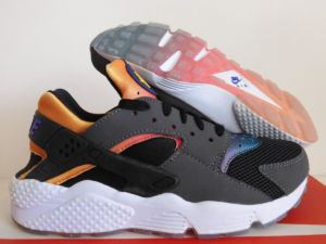 Giay Nike Air Huarache 'SD Run Rainbow' 724764-005