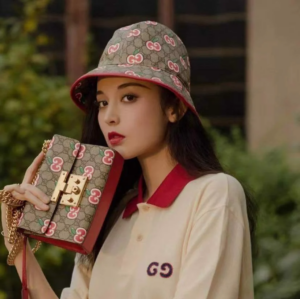 Mu Gucci Bucket Hat GC 'Red Apple' 628445-4HL96-8474