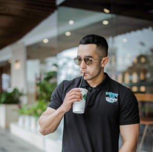 Kinh Versace Sunglasses 'Gold' VE2209-1252