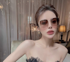 Kinh Gucci Sunglasses Gradient 'Gold' GG1146SK-002