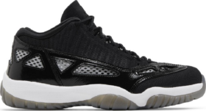 Giay Nike Air Jordan 11 Retro Low IE 'Black White' 919712-001