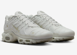 Giay Nike Air Max Plus 'A-COLD-WALL Platinum Tint' FD7855-002