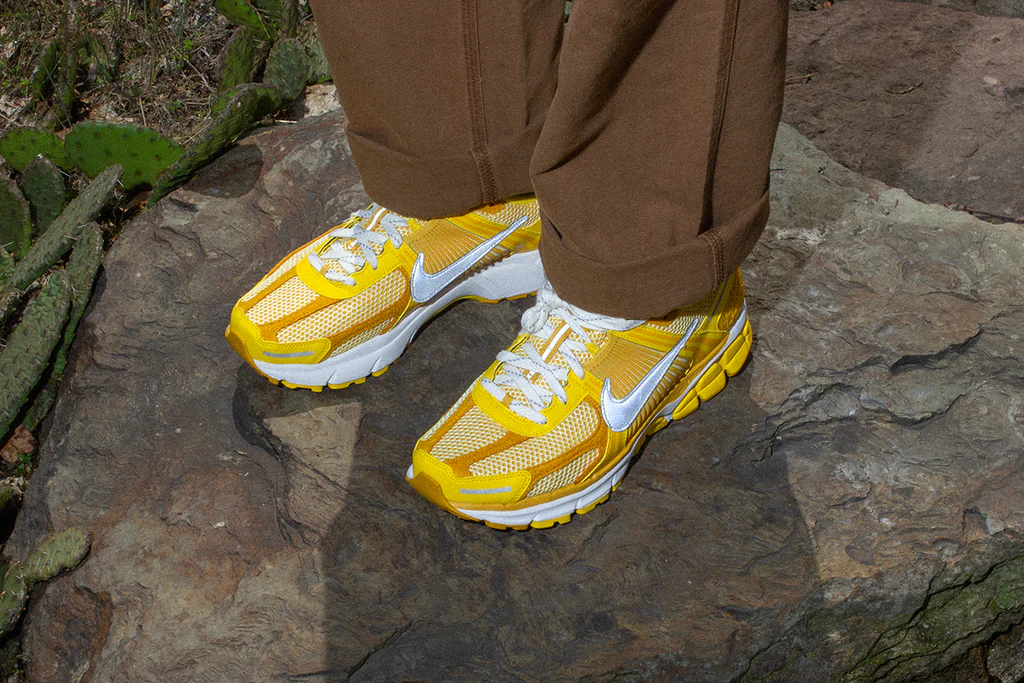 Hinh anh 4: Nike Vomero 5: Su tro lai day bat ngo cua 1 huyen thoai