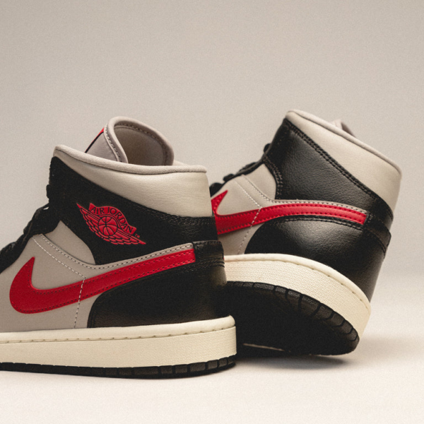 Giày Nike Air Jordan 1 'College Grey' BQ6472-060 - Hình ảnh 3