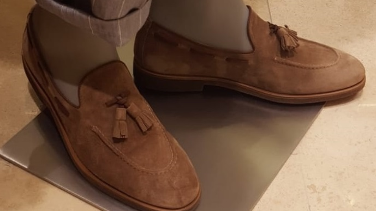 Điểm qua 8 đôi giày loafer lịch lãm mà mọi quý ông nên sở hữu Hinh anh 4: Diem qua 8 doi giay loafer lich lam ma moi quy ong nen so huu