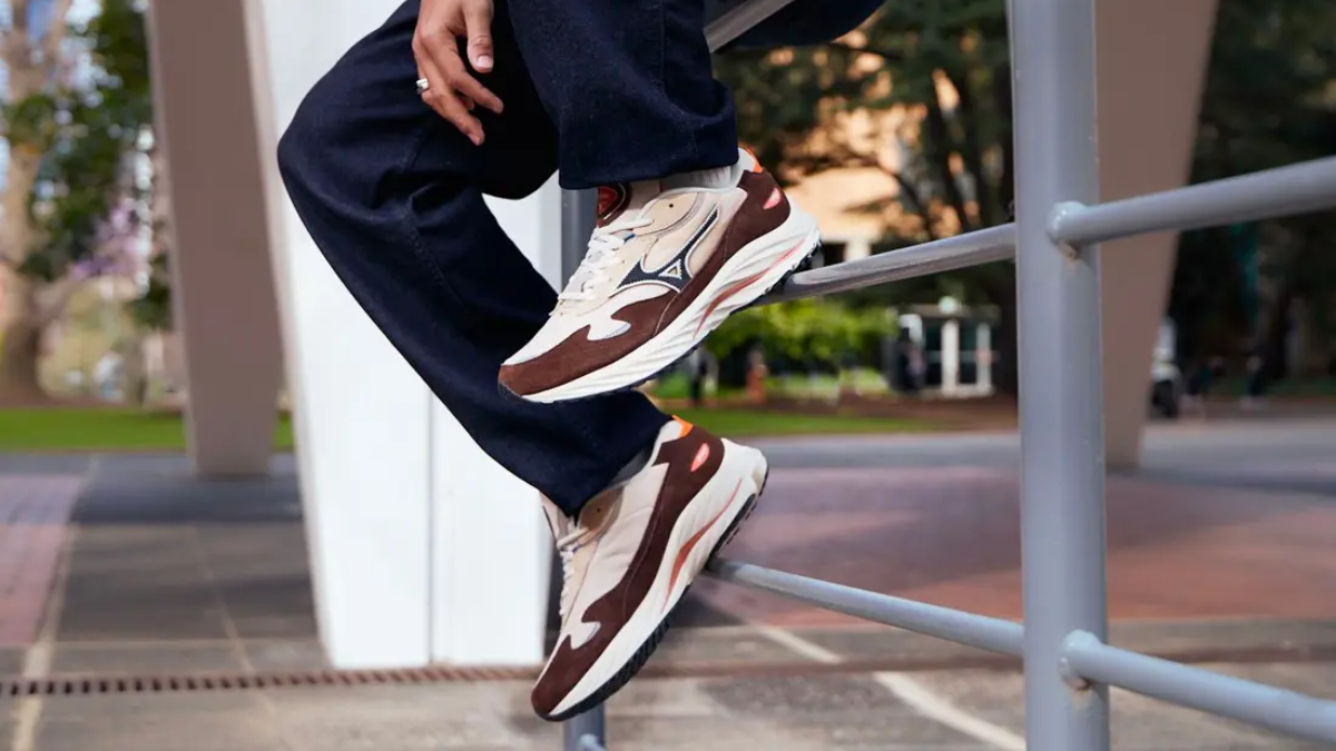 Dien Mizuno Wave Rider β the nao de trong that chuyen nghiep?