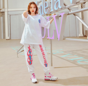 Giay Nike Air Max 270 React 'Fire Pink' CJ0619-100