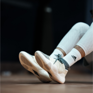 Giay Adidas Harden Vol. 7 'Cream White Carbon Grey' IF5619