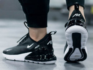 Giay Nike Air Max 270 SE 'Black Heather' BV6669-031
