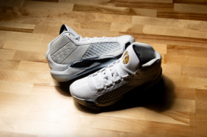 Giay Nike Jordan 38 'FIBA' FN7481-100