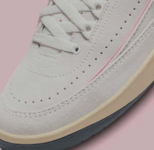 Giay Nike Air Jordan 2 Retro 'Soft Pink' FB2372-100