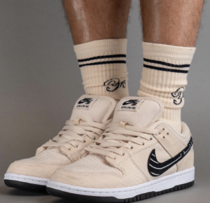 Giay Nike Albino & Preto x Dunk Low SB 'Jiu-Jitsu' FD2627-200