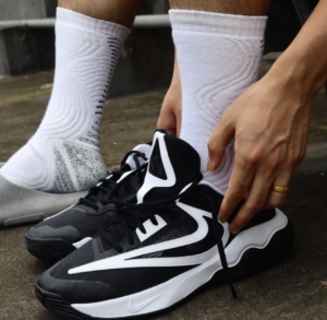 Giay Nike Giannis Immortality 3 EP 'Black White' DZ7534-003