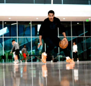 Giay Nike Air Zoom GT Cut 2 x Arike Ogunbowale 'Bright Mandarin' FQ8704-800