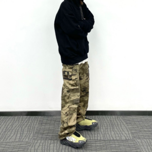 Giay Adidas Yeezy Boost 700 MNVN 'Resin' GW9525