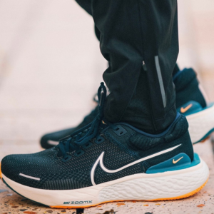Giay Nike ZoomX Invincible Run Flyknit 2 'Obsidian Orange' DH5425-400
