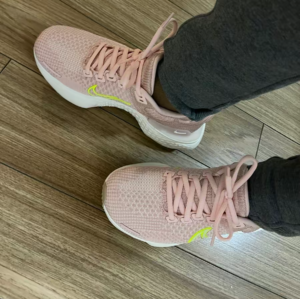 Giay Nike ZoomX Invincible Run Flyknit 2 'Volt Pink' DC9993-600