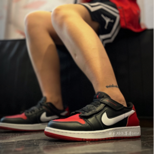 Giay Nike Air Jordan 1 Low FlyEase 'Alternate Bred Toe' DM1206-066