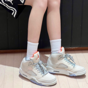 Giay Nike Air Jordan 5 Retro SE 'Craft' FD9222-180