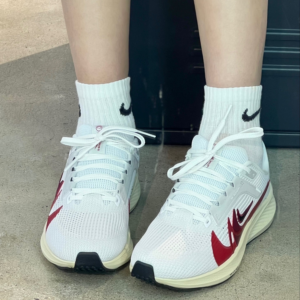 Giay Nike Air Zoom Pegasus 40 Premium 'Quadruple Swoosh' FB7703-100