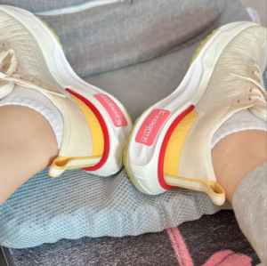 Giay Nike ZoomX Invincible 3 'Light Cream Topaz' DR2660-201