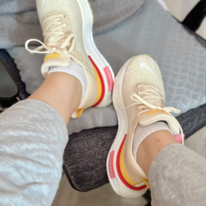 Giay Nike ZoomX Invincible 3 'Light Cream Topaz' DR2660-201