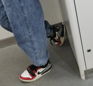 Giay Nike Jordan Legacy 312 Low 'Chicago' CD9054-106