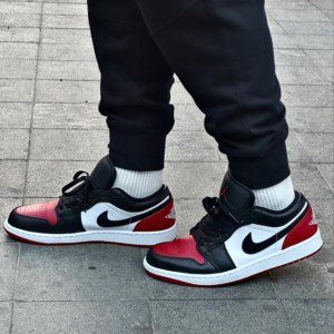 Giay Nike Air Jordan 1 Low 'Bred Toe' 553558-161