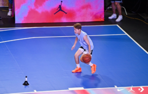 Giay Nike Air Jordan 38 'WNBA Center Star' FQ9008-800