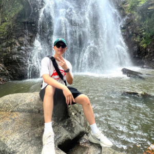 Giay Nike Renew Run 4 'White' DR2677-101