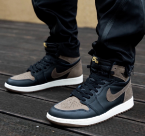 Giay Nike Air Jordan 1 Retro High OG 'Palomino' FD1437-020